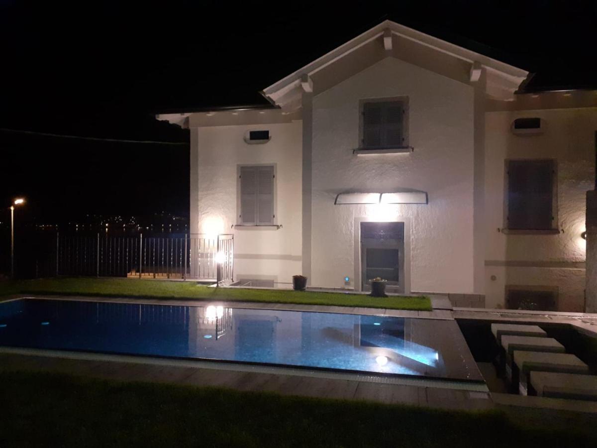 Lescen White Residence - Swimming Pool Lezzeno Extérieur photo
